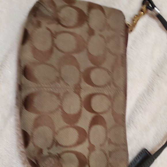 Authentic Coach wristlet - Picture 3 of 3